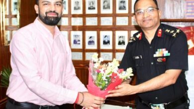 कैंट बोर्ड रुड़की के नवनियुक्त सीईओ दिग्विजय सिंह ने गुरुवार को बीईजी (बंगाल इंजीनियरिंग ग्रुप) के ब्रिगेडियर केपी सिंह से शिष्टाचार भेंट की।